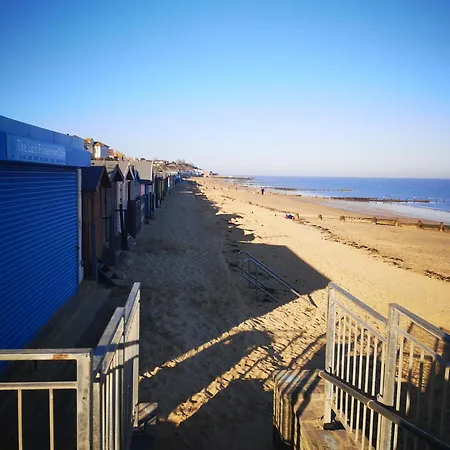 Lovely 2-Bed Caravan In Walton On The Naze Exterior foto