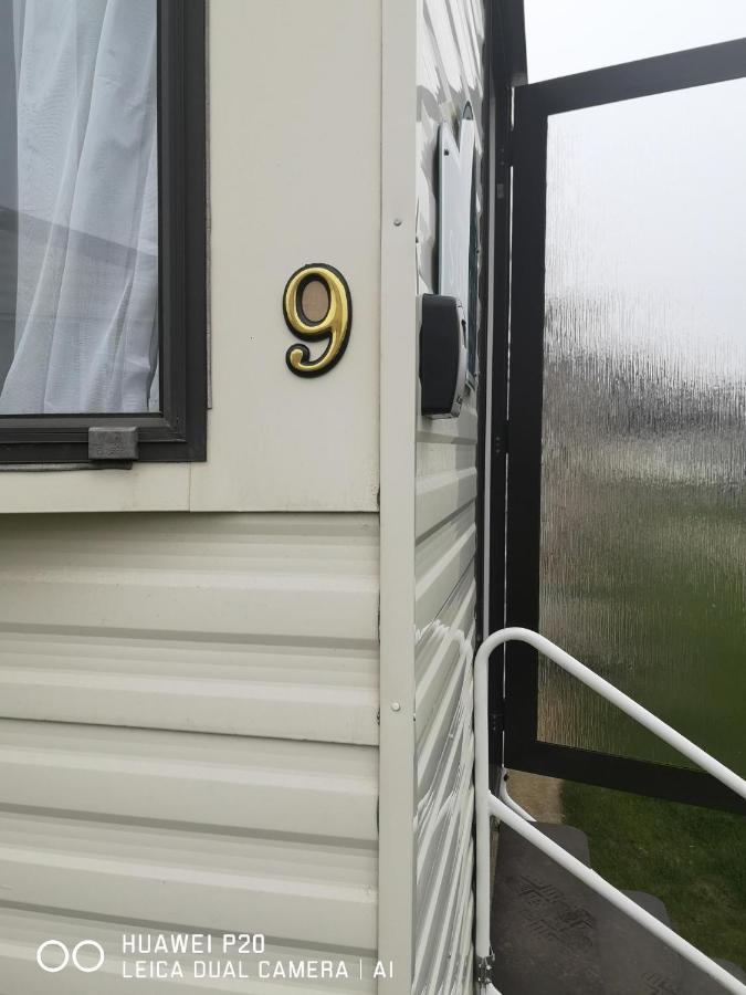 Apartment Lovely 2-bed Caravan In On The Naze *