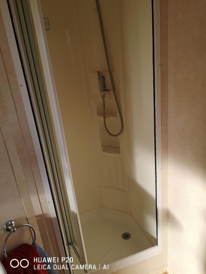 Apartment Lovely 2-bed Caravan In On The Naze Walton-on-the-Naze
